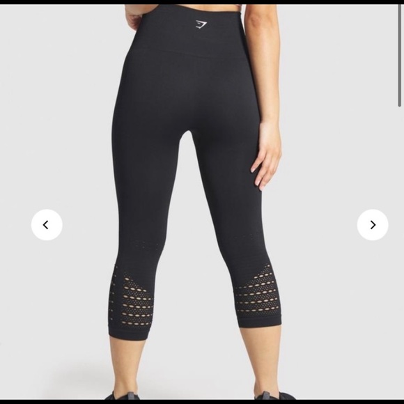 LIKE NEW Black gymshark leggings size XS - Picture 2 of 5
